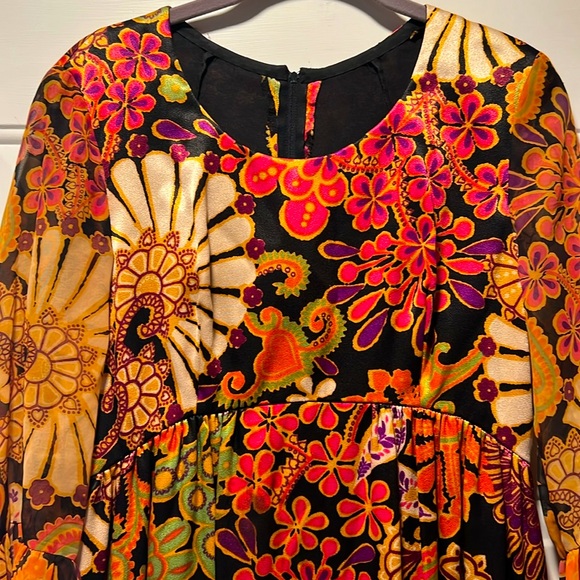 🌻🌻VINTAGE 1960’s DRESS MINT CONDITION HANDMADE WITH UNION WORKER LABEL🌻🌻🌻 - Picture 2 of 11